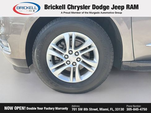 Used 2020 Buick Enclave Essence w/ LPO, Hit The Road Package FWD image 41