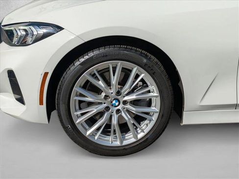 Used 2023 BMW 330i Sedan w/ Driving Assistance Package image 23
