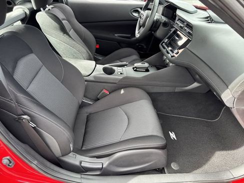 Certified 2025 Nissan Z Sport w/ Floor Mat Package image 15