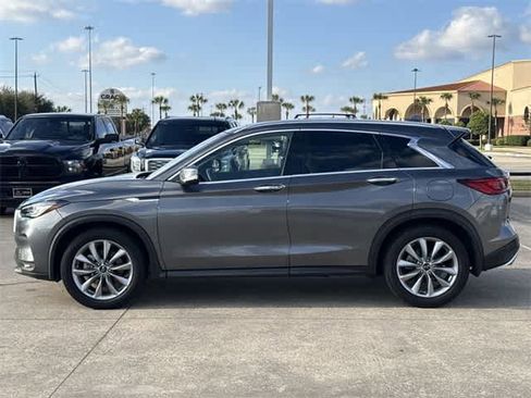 Certified 2022 INFINITI QX50 Luxe image 2