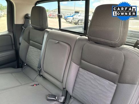Used 2022 Nissan Frontier SV image 16