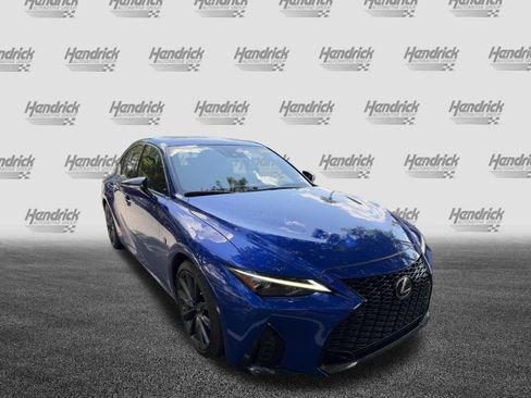 Used 2024 Lexus IS 350 F Sport RWD image 2