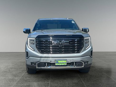 Used 2025 GMC Sierra 1500 Denali Ultimate AWD/4WD image 3