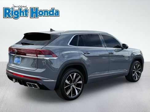 Used 2024 Volkswagen Atlas Cross Sport SEL Premium R-Line AWD/4WD image 8