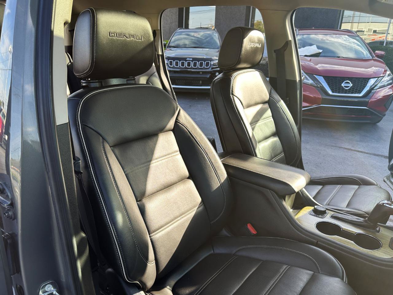 Used 2018 GMC Acadia Denali w/ Technology Package AWD/4WD image 55