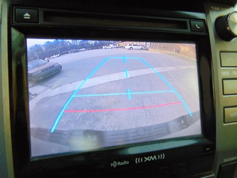 Used 2014 Toyota Tundra SR5 w/ SR5 Upgrade Package image 7