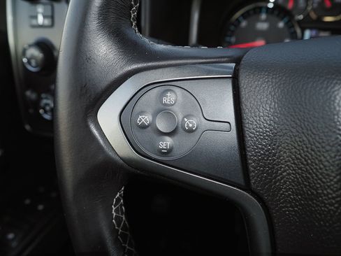 Used 2018 Chevrolet Silverado 1500 LT w/ All Star Edition image 28