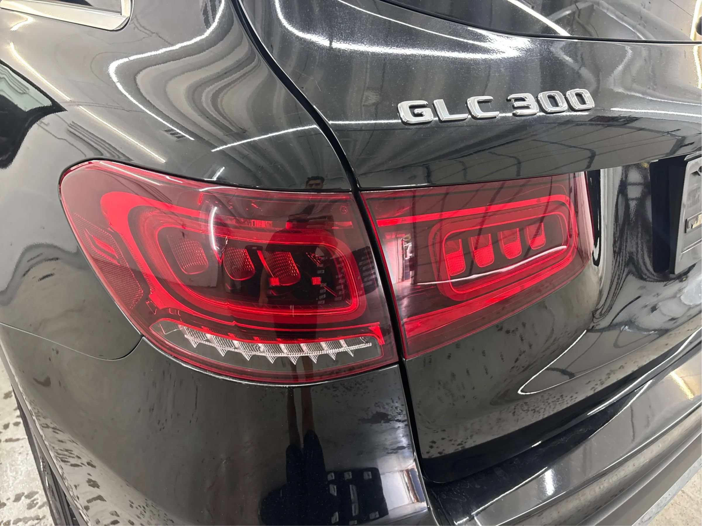 Used 2020 Mercedes-Benz GLC 300 4MATIC image 31