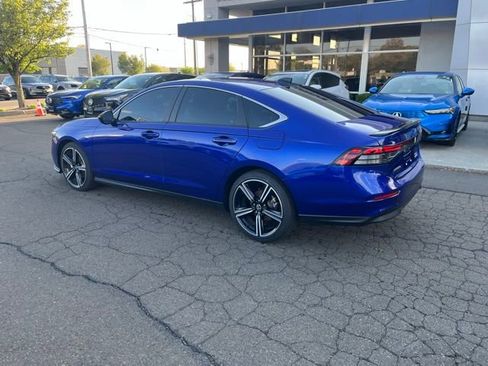 Used 2025 Honda Accord Sport image 8