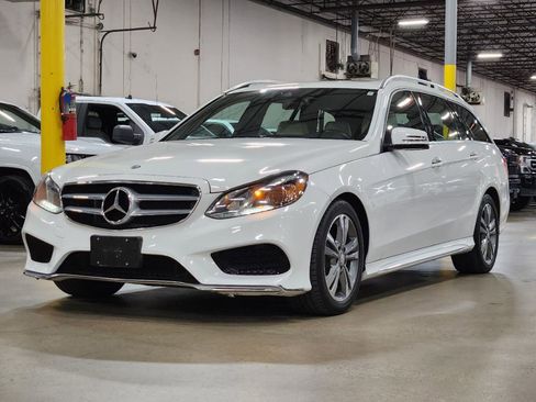 Used 2014 Mercedes-Benz E 350 4MATIC Luxury Wagon image 4