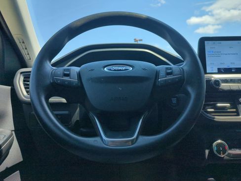Used 2025 Ford Escape Active AWD/4WD image 22