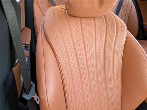 Used 2022 Mercedes-Benz S 500 4MATIC image 20