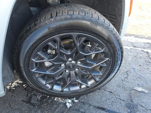 Used 2024 Jeep Grand Cherokee L Summit image 74