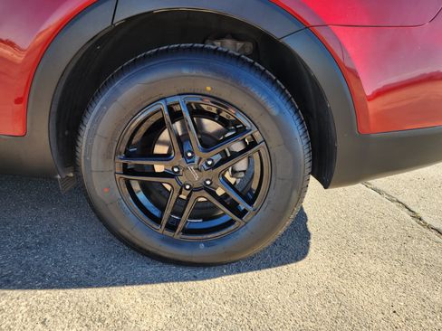 Used 2017 Kia Sorento AWD image 8