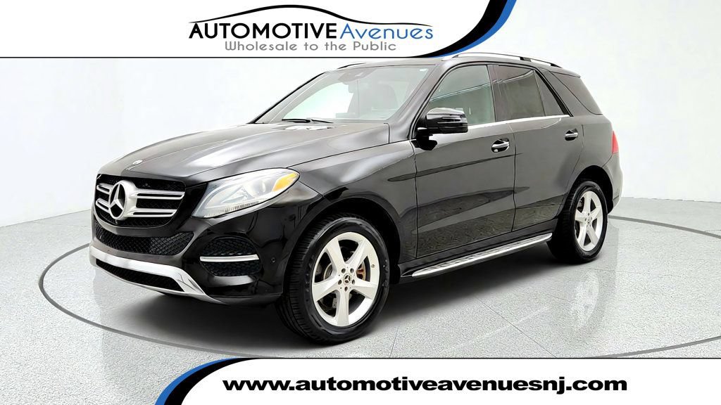 Used 2019 Mercedes-Benz GLE 400 4MATIC w/ Premium 1 Package image 1