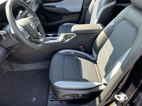 Used 2025 Buick Envista Preferred w/ Convenience I Package image 17