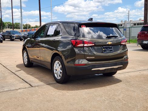 Certified 2024 Chevrolet Equinox LT FWD image 8