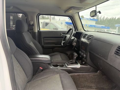 Used 2008 HUMMER H3 image 9