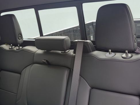 New 2026 GMC Sierra 1500 SLT AWD/4WD image 21