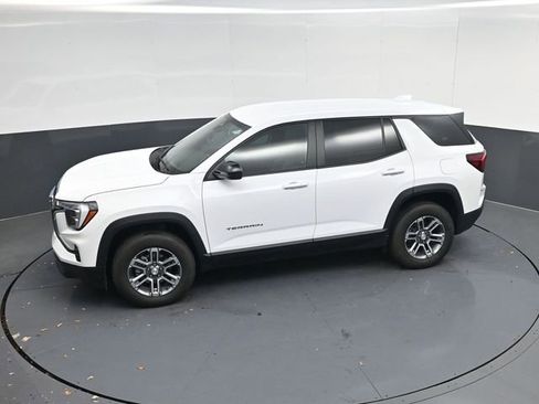 Used 2026 GMC Terrain Elevation image 42
