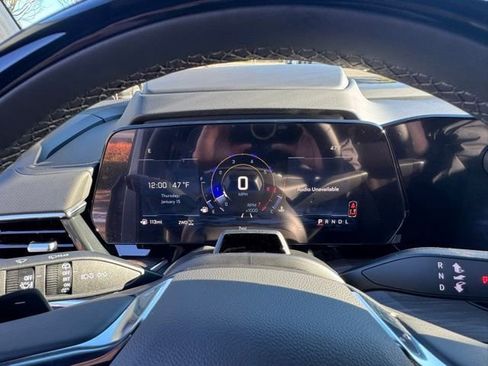 New 2026 Chevrolet Suburban Premier AWD/4WD image 26