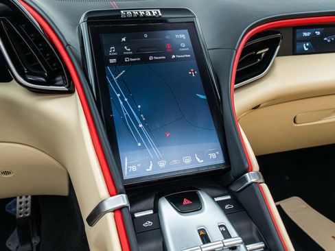 Certified 2025 Ferrari Roma Base image 76