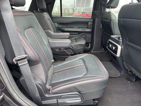 Used 2022 Ford Expedition Limited w/ Equipment Group 303A AWD/4WD image 21