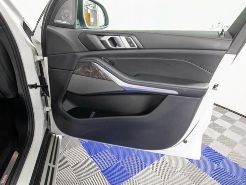 Used 2025 BMW X5 xDrive40i AWD/4WD image 15