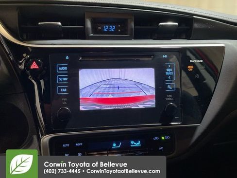 Used 2017 Toyota Corolla LE image 18