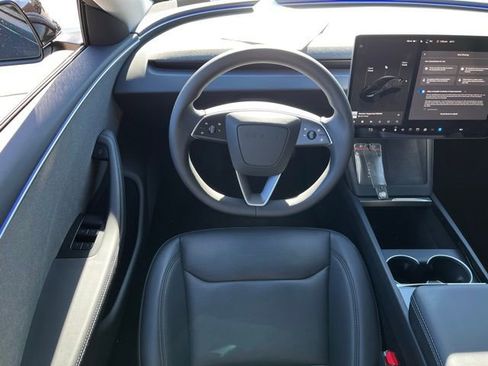 Used 2025 Tesla Model 3 Long Range image 9