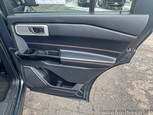 Used 2022 Ford Explorer ST-Line image 27