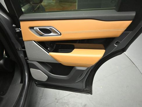 Used 2020 Land Rover Range Rover Velar R-Dynamic HSE image 27