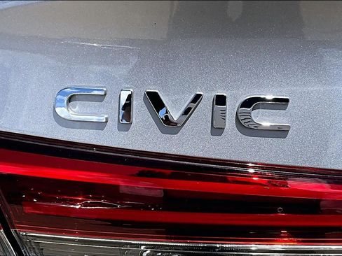 Used 2022 Honda Civic Sport image 10