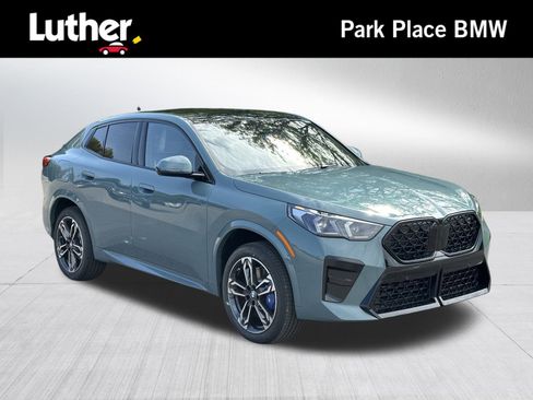 New 2026 BMW X2 xDrive28i w/ Technology Package image 1