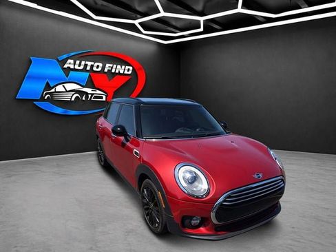 Used 2016 MINI Cooper Clubman FWD image 2
