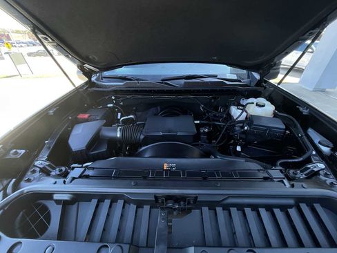 Used 2024 Chevrolet Silverado 2500 Custom w/ Custom Convenience Package image 29