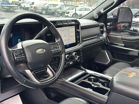 Used 2024 Ford F350 Platinum w/ FX4 Off-Road Package image 15