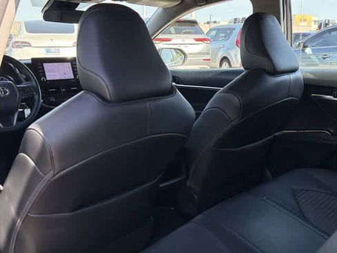 Used 2022 Toyota Camry SE image 15