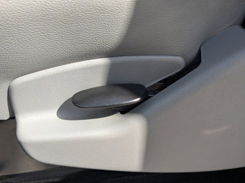 Used 2024 Ford E-350 and Econoline 350 Super Duty w/ Driver's Safety Package image 17