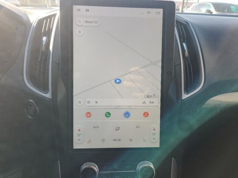 Used 2024 Ford Edge SEL image 26