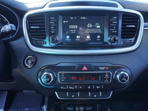 Used 2019 Kia Sorento EX image 20