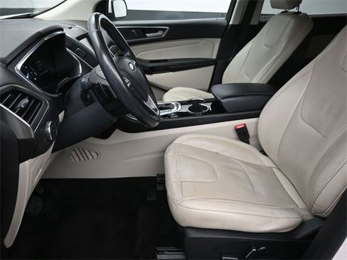 Used 2015 Ford Edge Titanium w/ Equipment Group 301A image 17