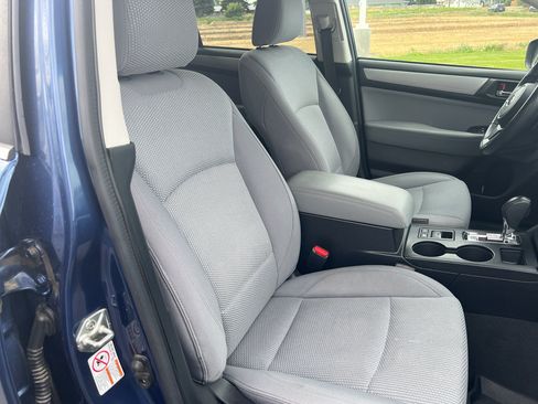 Used 2019 Subaru Outback 2.5i Premium AWD/4WD image 27