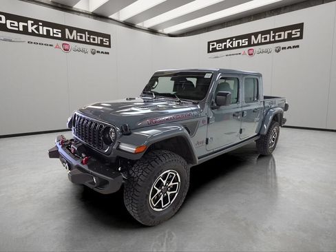 New 2026 Jeep Gladiator Mojave AWD/4WD image 1