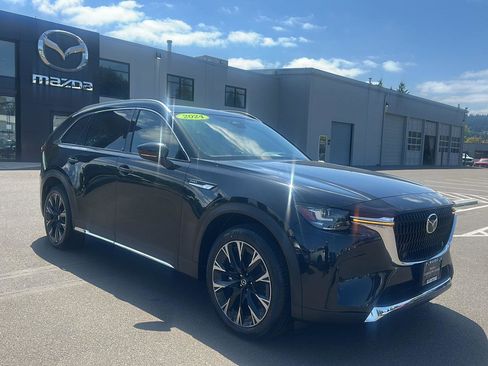 Used 2024 MAZDA CX-90 Plug-In Hybrid w/ Premium Plus AWD/4WD image 9