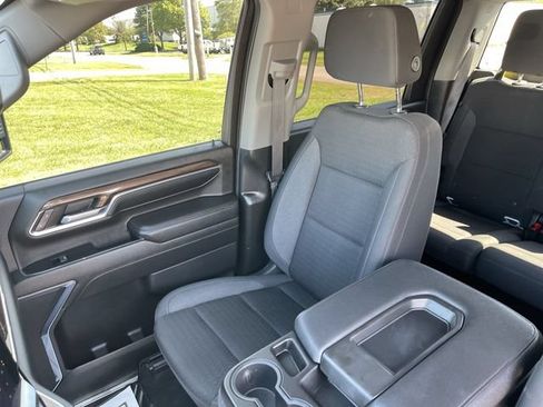 Used 2024 Chevrolet Silverado 2500 LT w/ Convenience Package AWD/4WD image 23