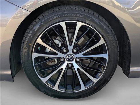 Used 2019 Toyota Camry SE image 23