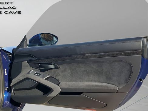 Used 2020 Porsche 718 Boxster Spyder image 13