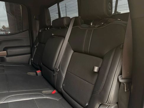 Used 2020 Chevrolet Silverado 1500 High Country image 48