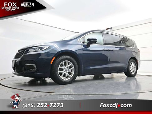 Used 2022 Chrysler Pacifica Touring-L FWD image 20